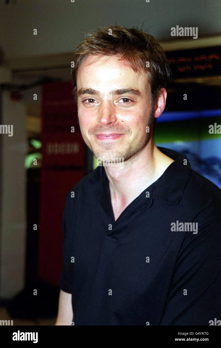 Radio One DJ Jamie Theakston at Topshop and Topman on Oxford Street, London. The Radio one DJ broadcast live from the clothing store, for a unique three way satellite link-up as part of the BBC Talent initiative. Stock Photo