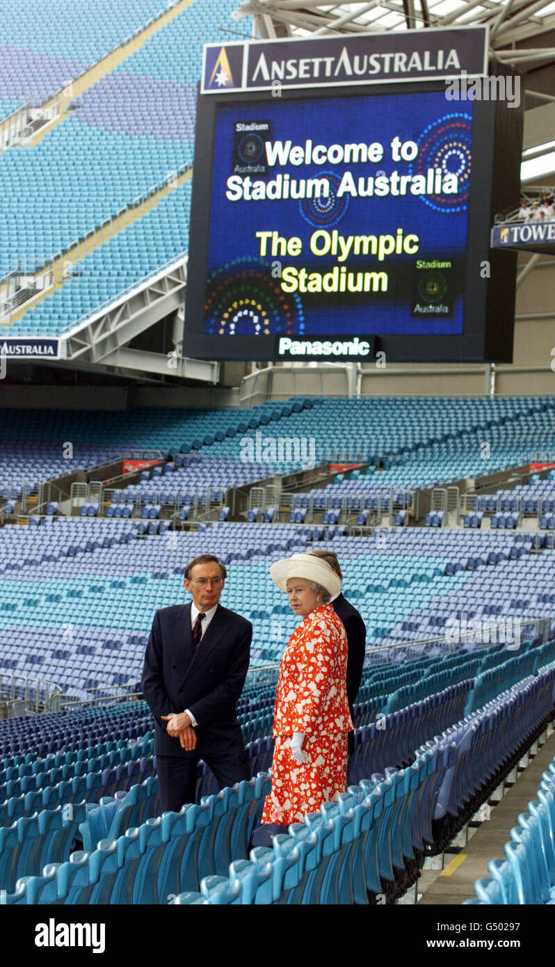 The Queen inspects Stadium Australia at Homebush Bay in Sydney Australia, with New South Wales Premier Bob Carr. Stock Photo