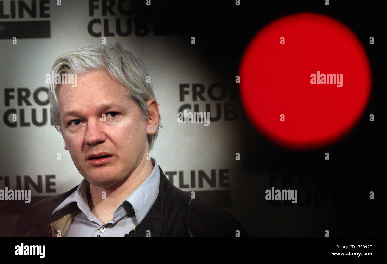 Julian Assange of Wikileaks holds a press conference at the Frontline club, London. Stock Photo