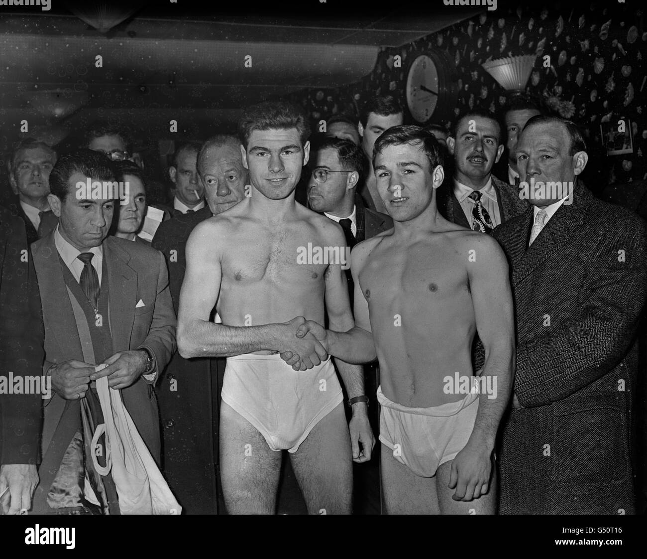 Boxing - Lightweight Professional Tournament - Weigh-in - Ron Hinson v Dave Charnley - Toby's Gym, London Stock Photo