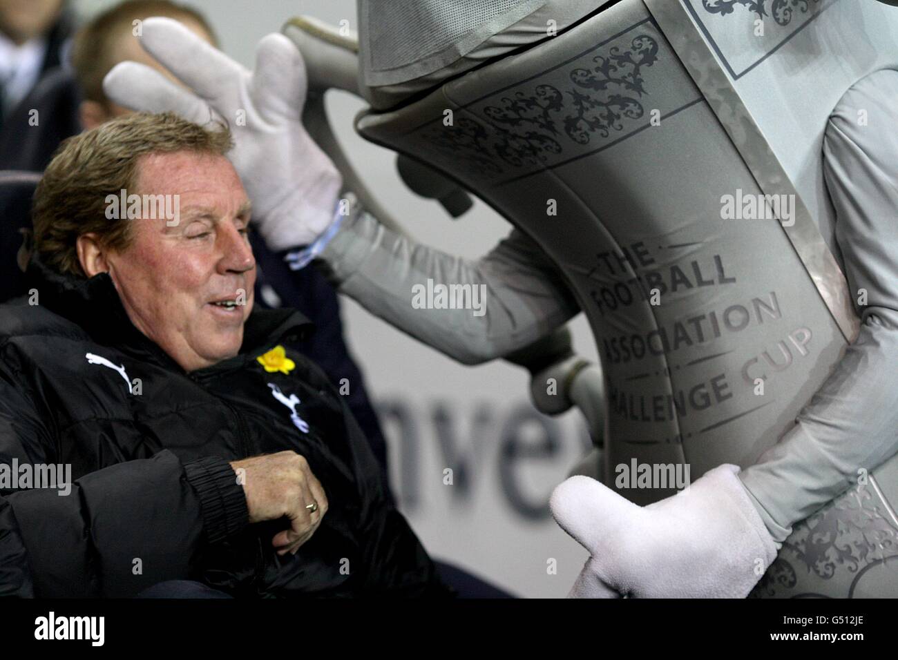 Soccer - FA Cup - Fifth Round Replay - Tottenham Hotspur v Stevenage - White Hart Lane Stock Photo