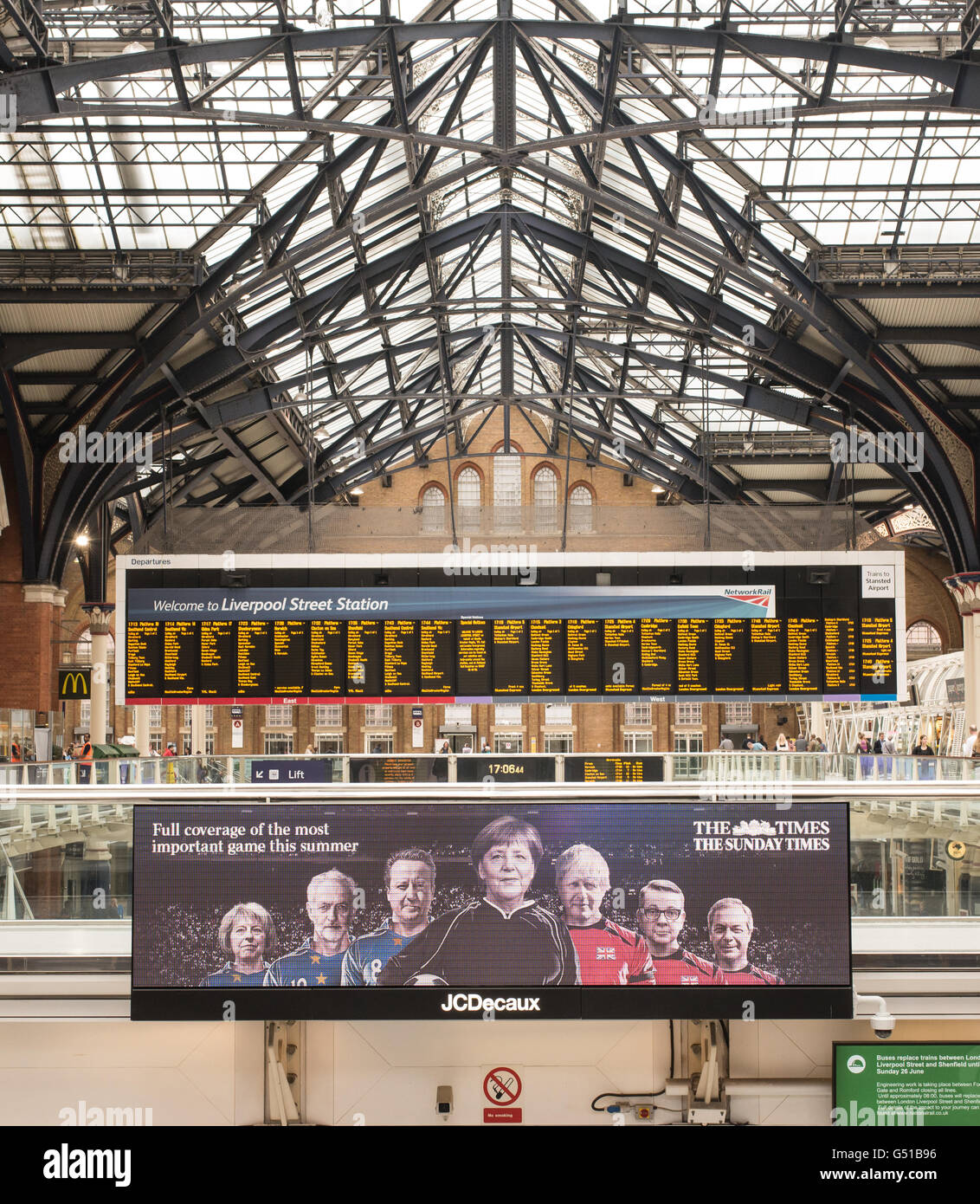 Digital billboard uk hires stock photography and images Alamy