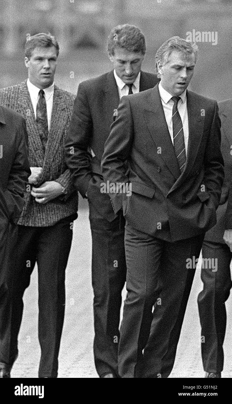 (L-R) Rangers players goalkeeper Chris Woods, Terry Butcher and Graham Roberts in Glasgow, at the Sheriff Court, where they and Celtic's Frank McAvennie denied charges arising from their 'Old Firm' derby at Ibrox Stadium in October 1987. Stock Photo