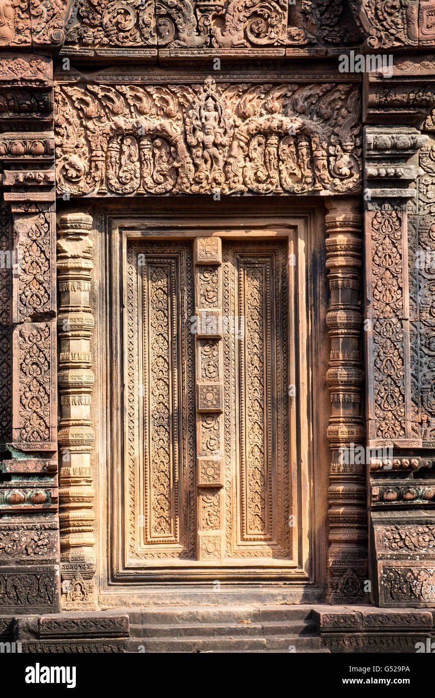 Detail of a false door on a library building at Banteay Srei - a 10th-century Cambodian temple dedicated to the Hindu god Shiva at Angkor, Cambodia Stock Photo