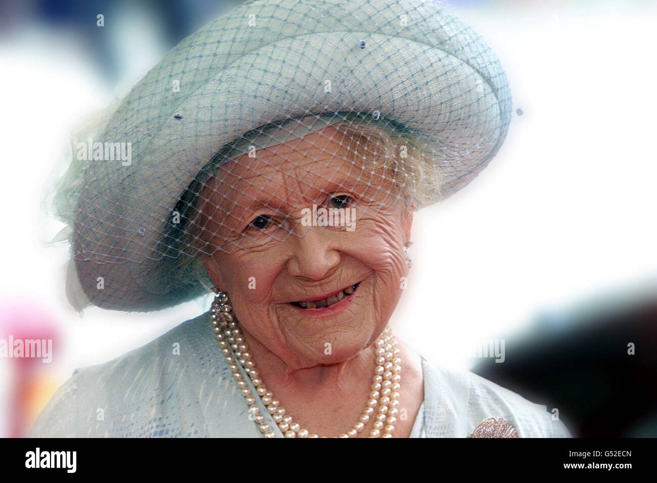 Queen mother at the guildhall hi-res stock photography and images - Alamy