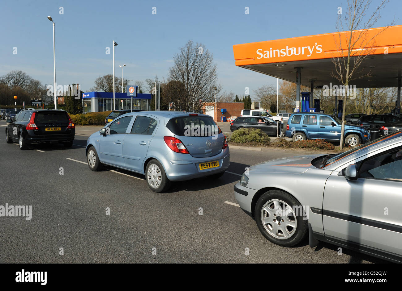 Drivers queue for petrol and diesel at a Sainsbury's supermarket filling station in Harrogate, North Yorkshire as Prime Minister David Cameron is to chair a meeting of ministers from across Government today to discuss the threatened strike by petrol tanker drivers. Stock Photo