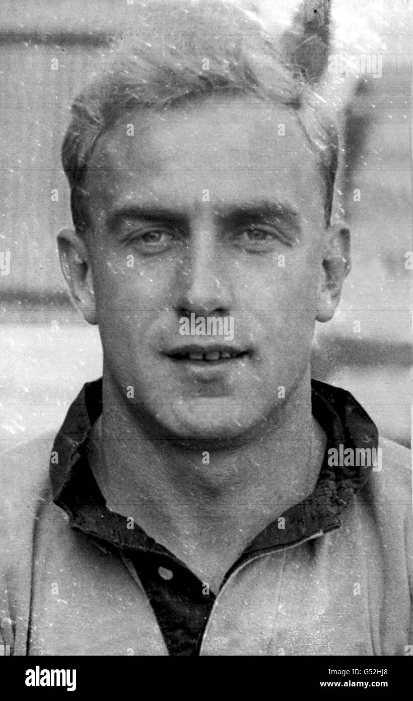 Billy wright footballer hires stock photography and images Alamy