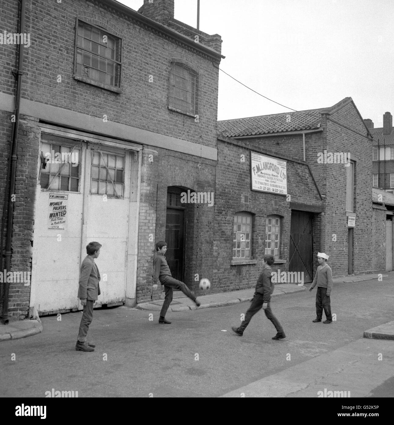 Industry - Child Labour - F.M. Langford Limited, Bermondsey, London Stock Photo