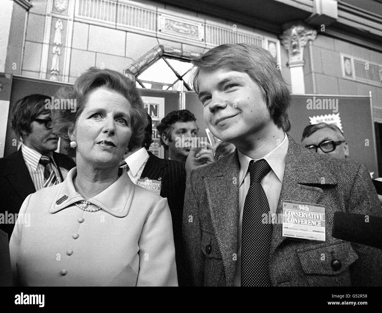 Conservative party leader Margaret Thatcher with 16 year old Rother Valley schoolboy William Hague, after he received a standing ovation from delegates at the Tory party conference in Blackpool. Stock Photo