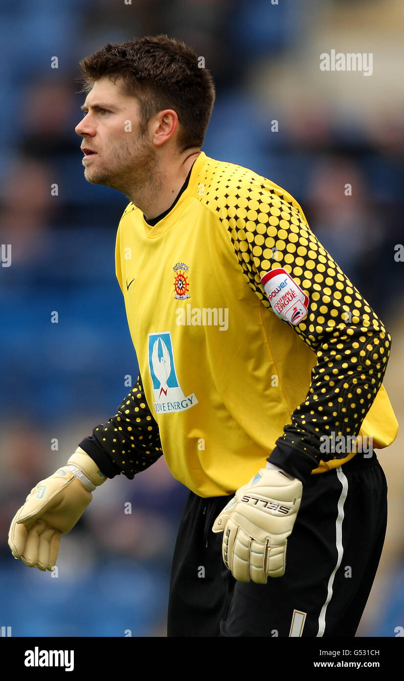 Hartlepool United Goalkeeper Hi-res Stock Photography And Images - Alamy