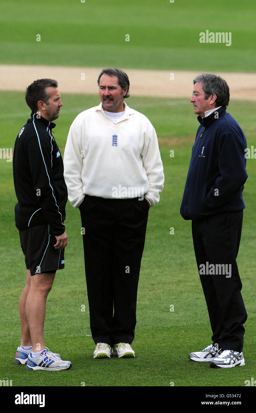 Richard Illingworth shares knowledge with budding German umpires