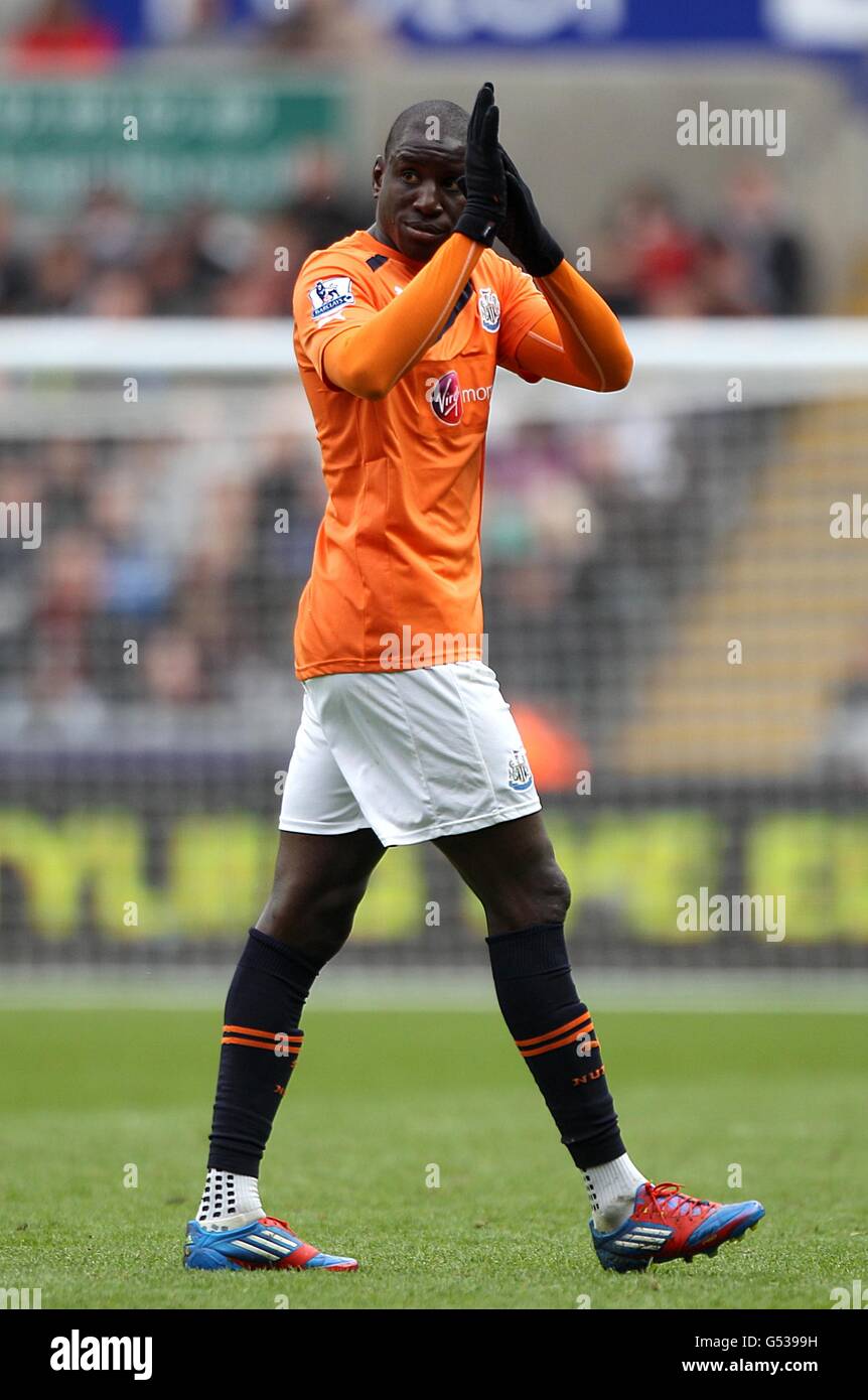 Swiss club Lugano sign former Chelsea and Besiktas striker Demba Ba