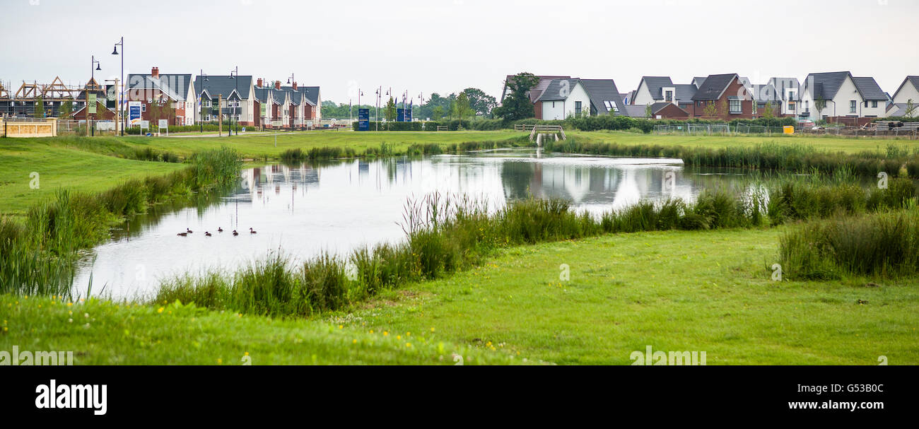 Tadpole Garden Village in Swindon Stock Photo Alamy