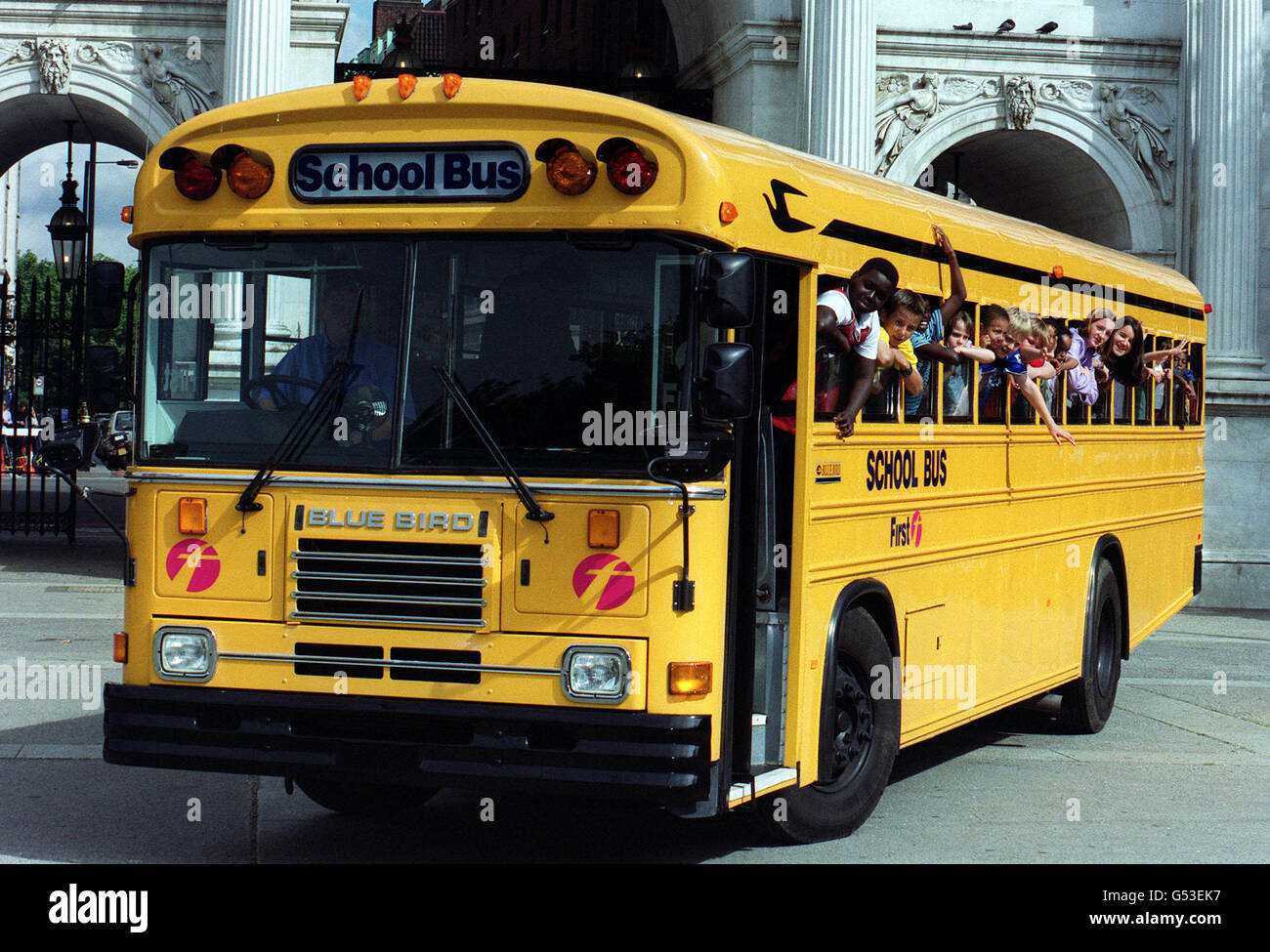 An american style yellow school bus hi-res stock photography and images ...