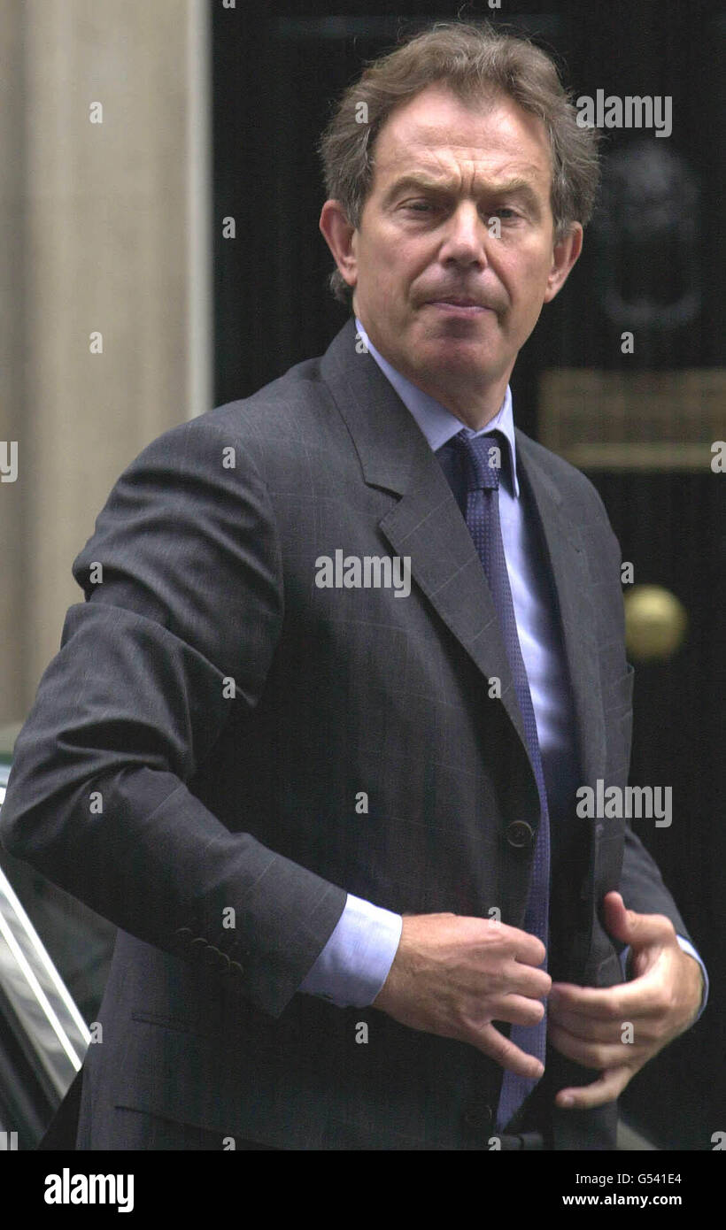 Prime Minister Tony Blair arrives in Downing Street, London, after cancelling a regional tour of Yorkshire to deal with the current petrol crisis. The Government is holding emergency meetings to decide whether to use contingency powers to deal with the crisis. Stock Photo