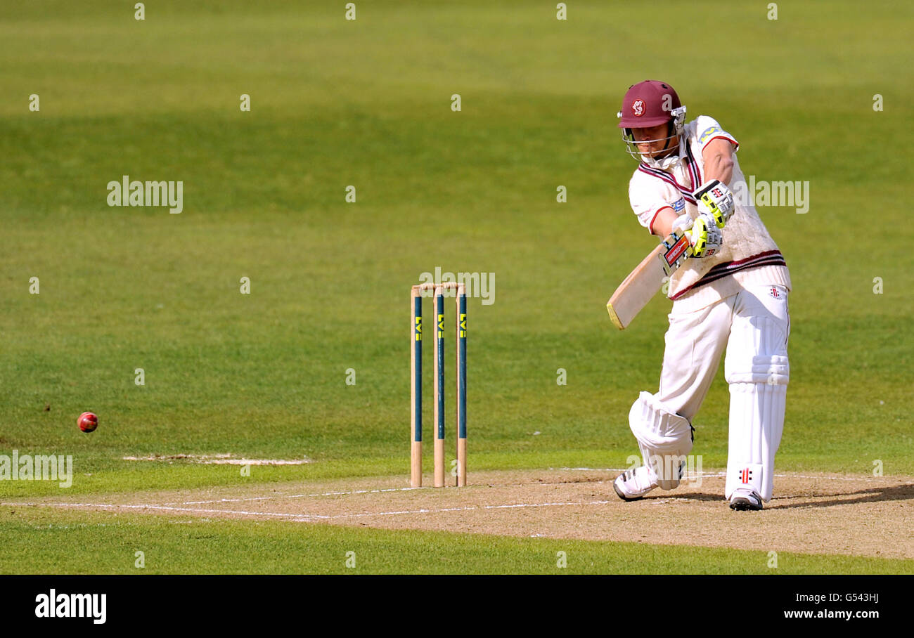 Cricket - LV= County Championship - Division One - Day Three - Nottinghamshire v Somerset - Trent Bridge. Somerset's James Hildreth hits out during the LV= County Championship match at Trent Bridge, Nottingham. Stock Photo