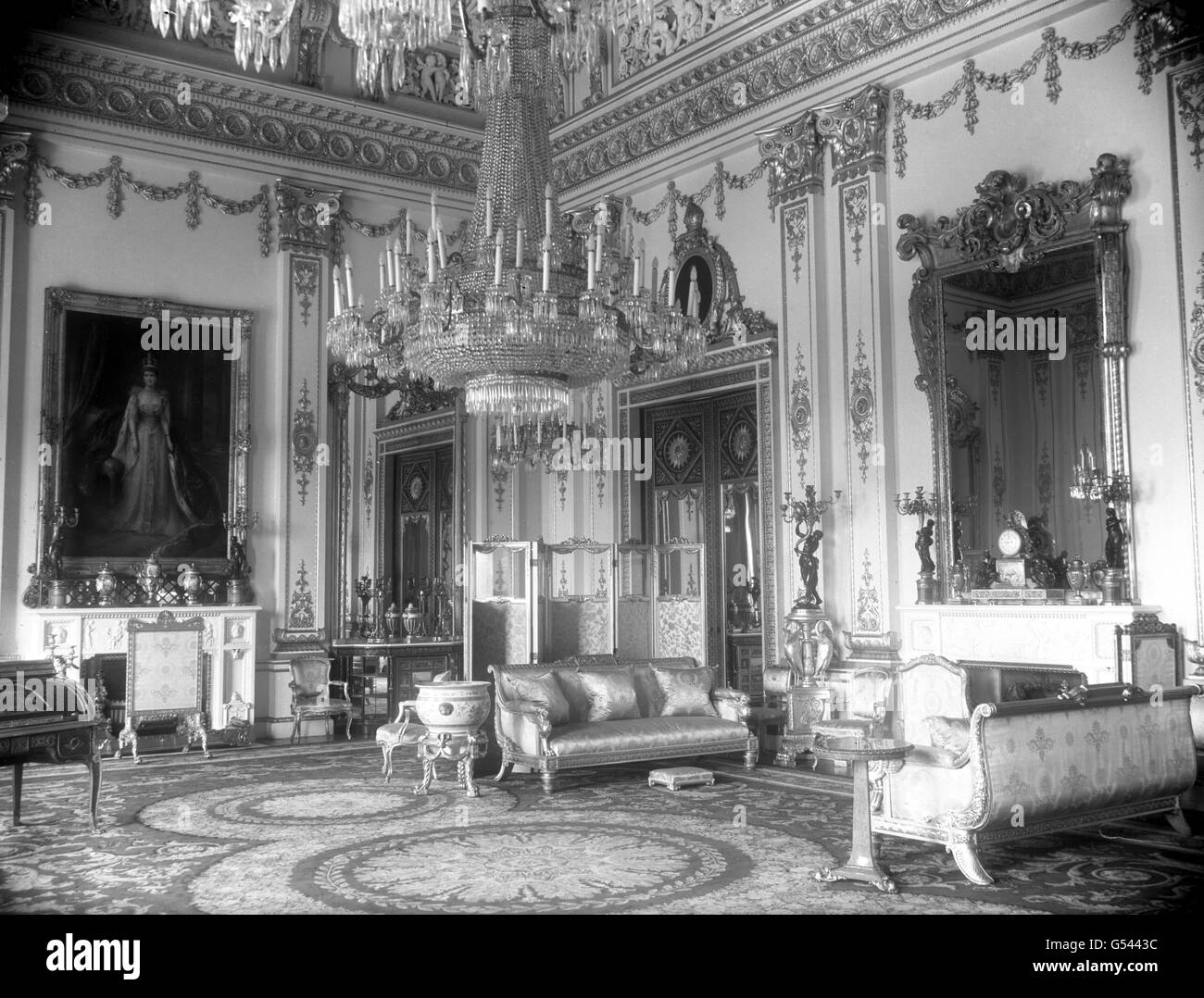 The White Drawing Room inside Buckingham Palace. The room is used for receptions and audiences. Stock Photo