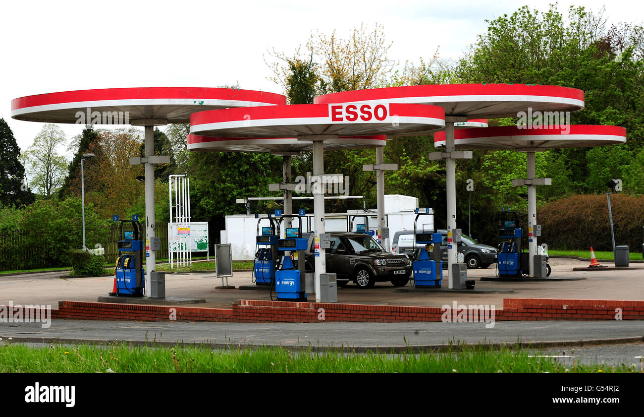 An esso garage in birstall hires stock photography and images Alamy