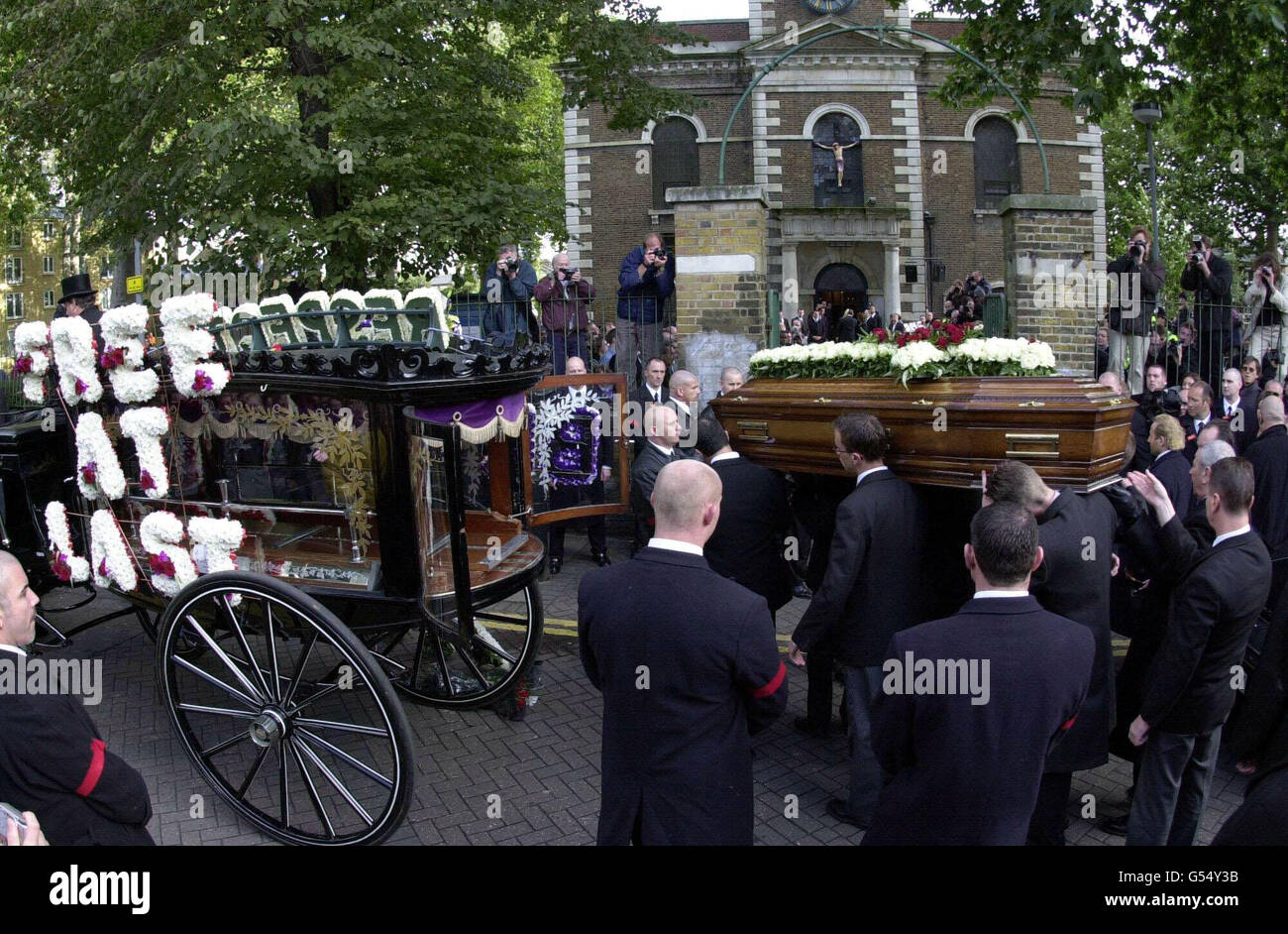 Kray coffin arrives funeral Stock Photo