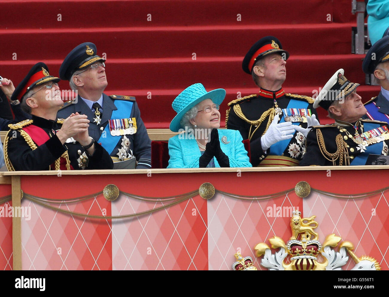 (Left - right) Chief of the Defence Staff General Sir David Richards ...