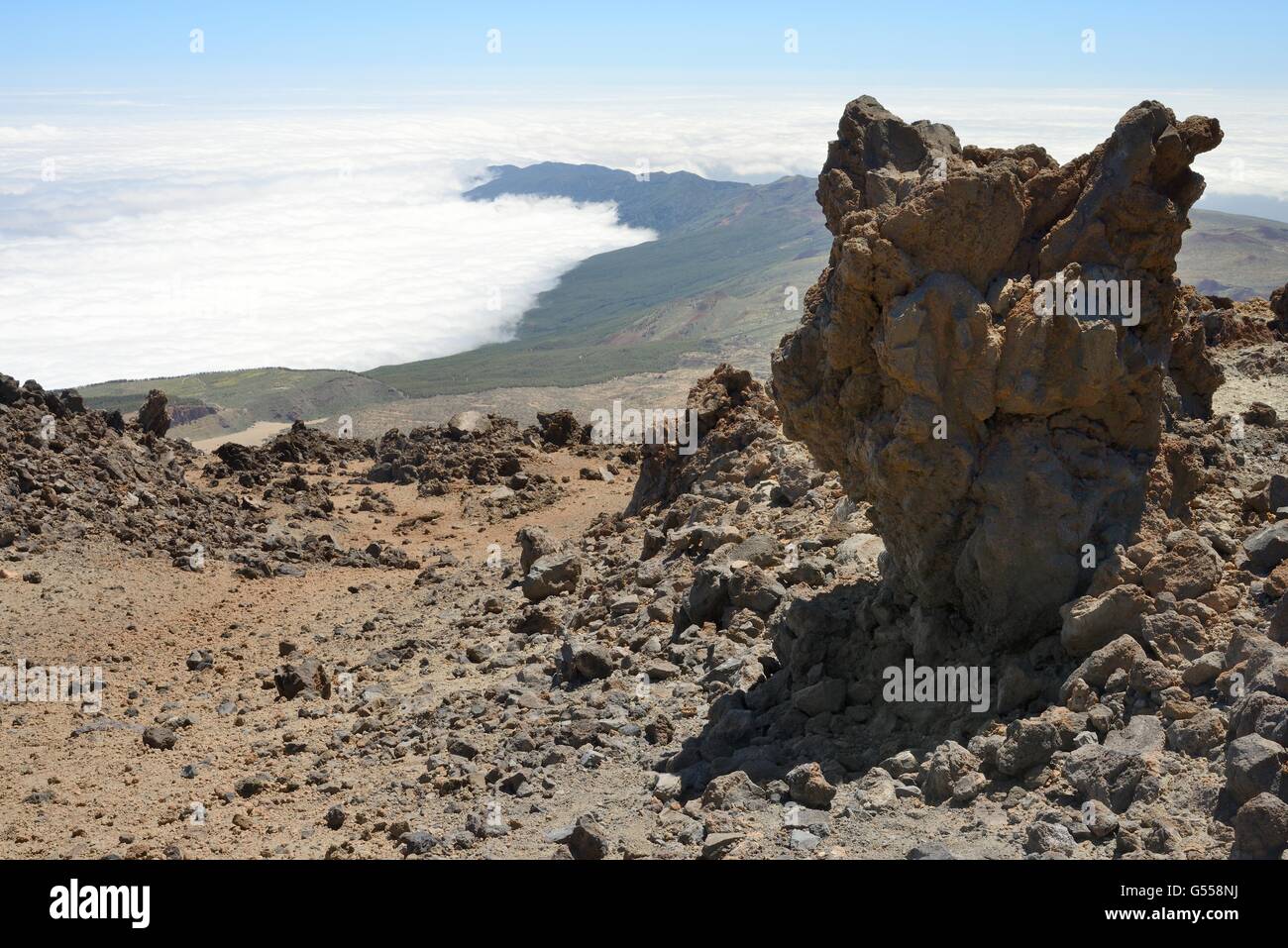 Old lava flows and pumice deposits on the the 3718m summit of Mount Teide, the highest mountain in Spain, Tenerife Stock Photo