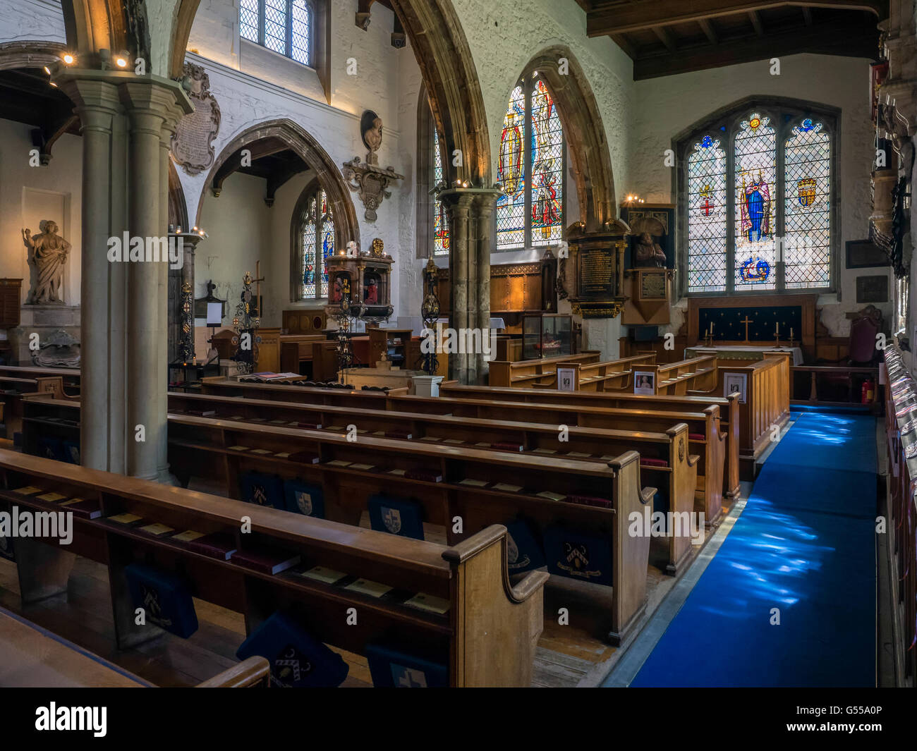 St olaves church london hi-res stock photography and images - Alamy