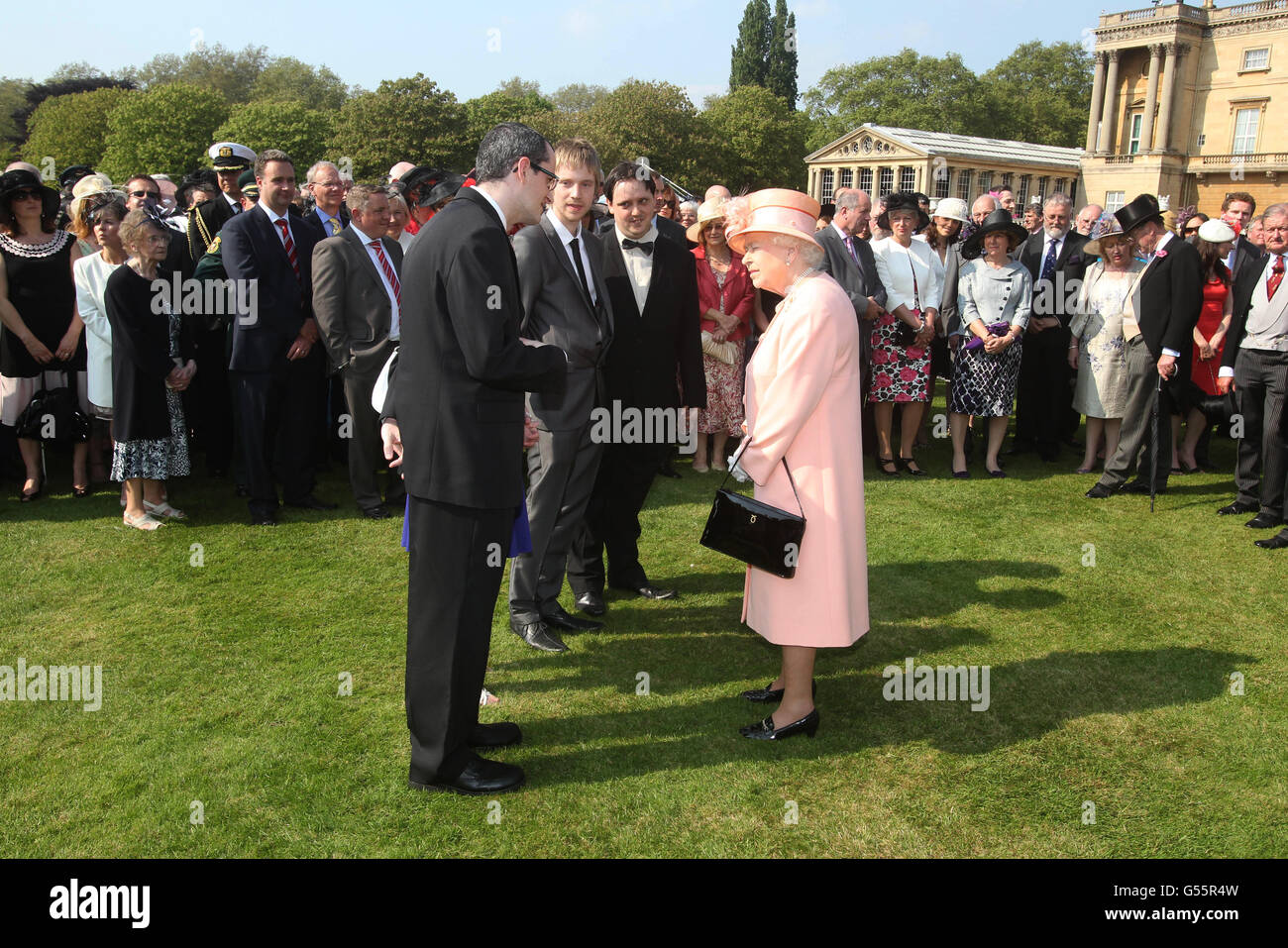 Queen Elizabeth Ii Meets Guests At The First Buckingham Palace Garden Party Of The Summer 