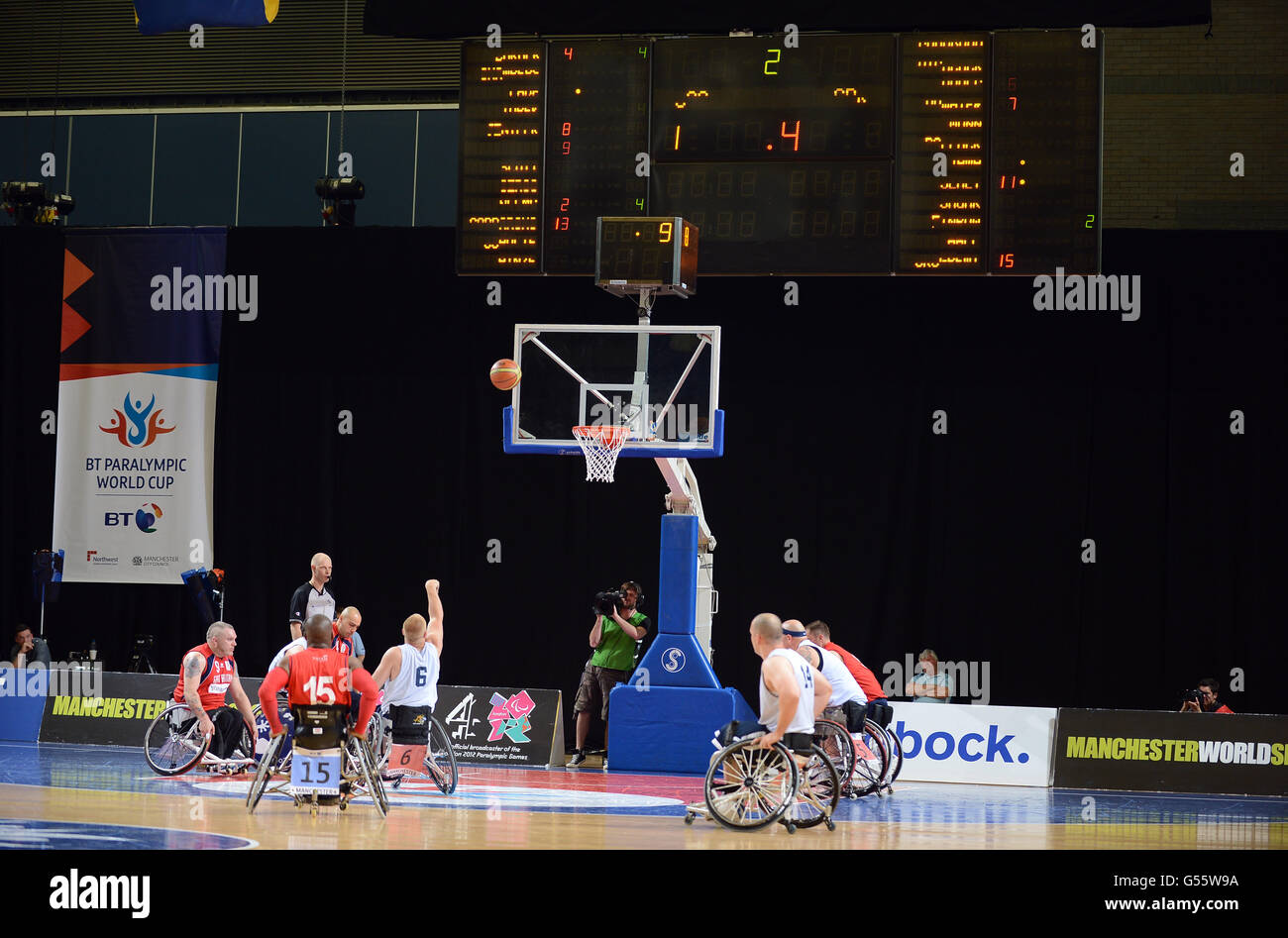 Sport - 2012 BT Paralympic World Cup - Day Three - Manchester Regional Arena. General view of match action from the Men's Wheelchair basketball match between USA and Great Britain Stock Photo