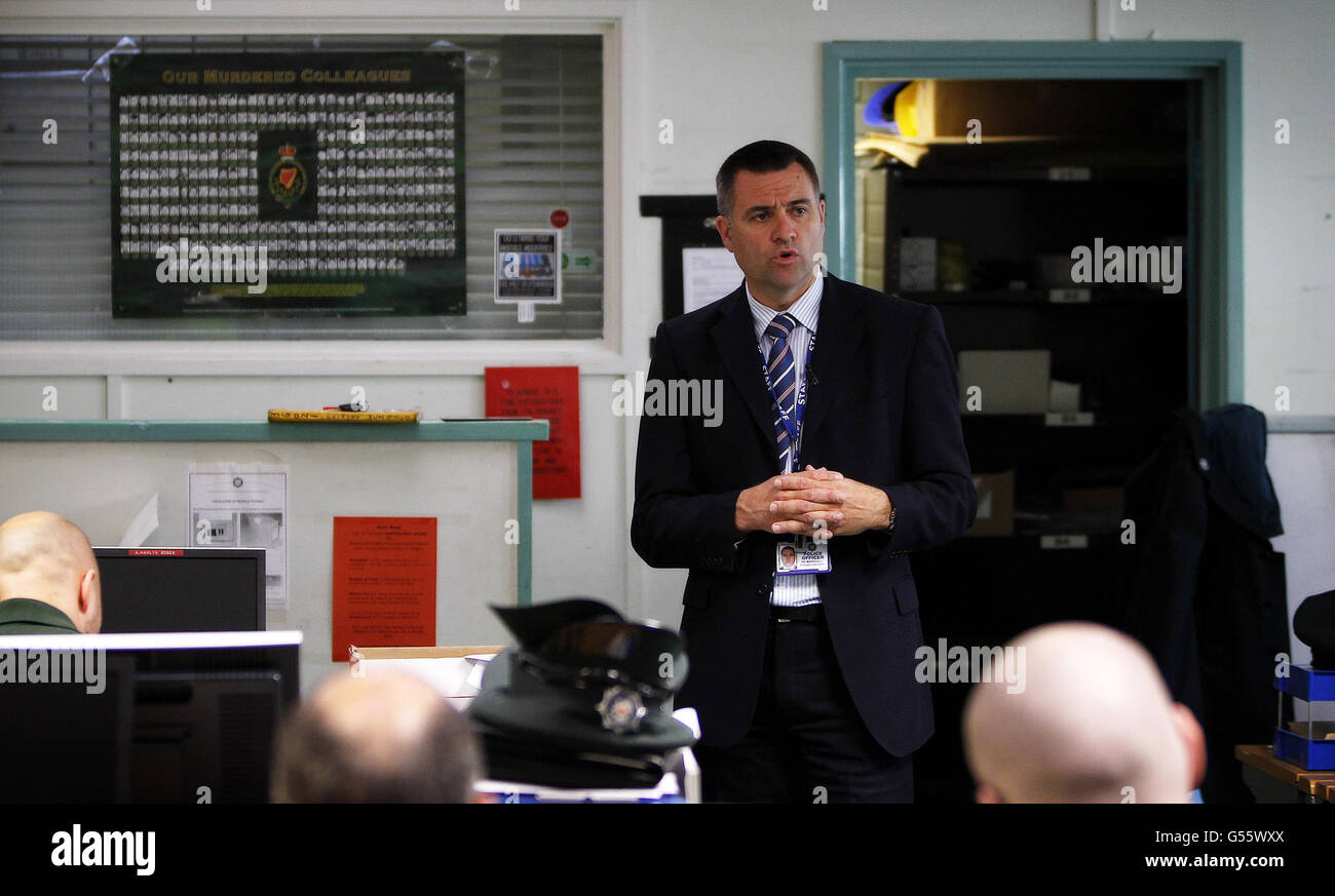 Detective Supt Philip Marshall of the PSNI Organised Crime Branch briefs officers at Donegall Pass Police Station in Belfast, Northern Ireland ahead of the commencement of Operation Quest. Stock Photo