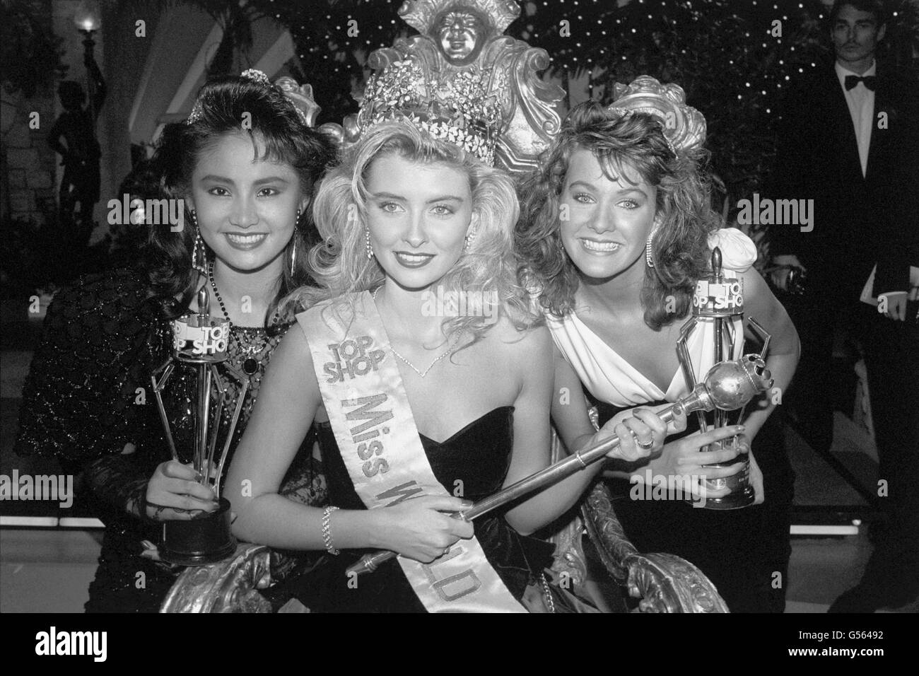 Miss Iceland Linda Petursdottir, 18, Miss World 1988 flanked by first runner-up, Miss Korea, Yeon-He Choi, 22, and second runner-up Miss UK, Kirsty Roper, 17, after the contest at the Royal Albert Hall. Stock Photo