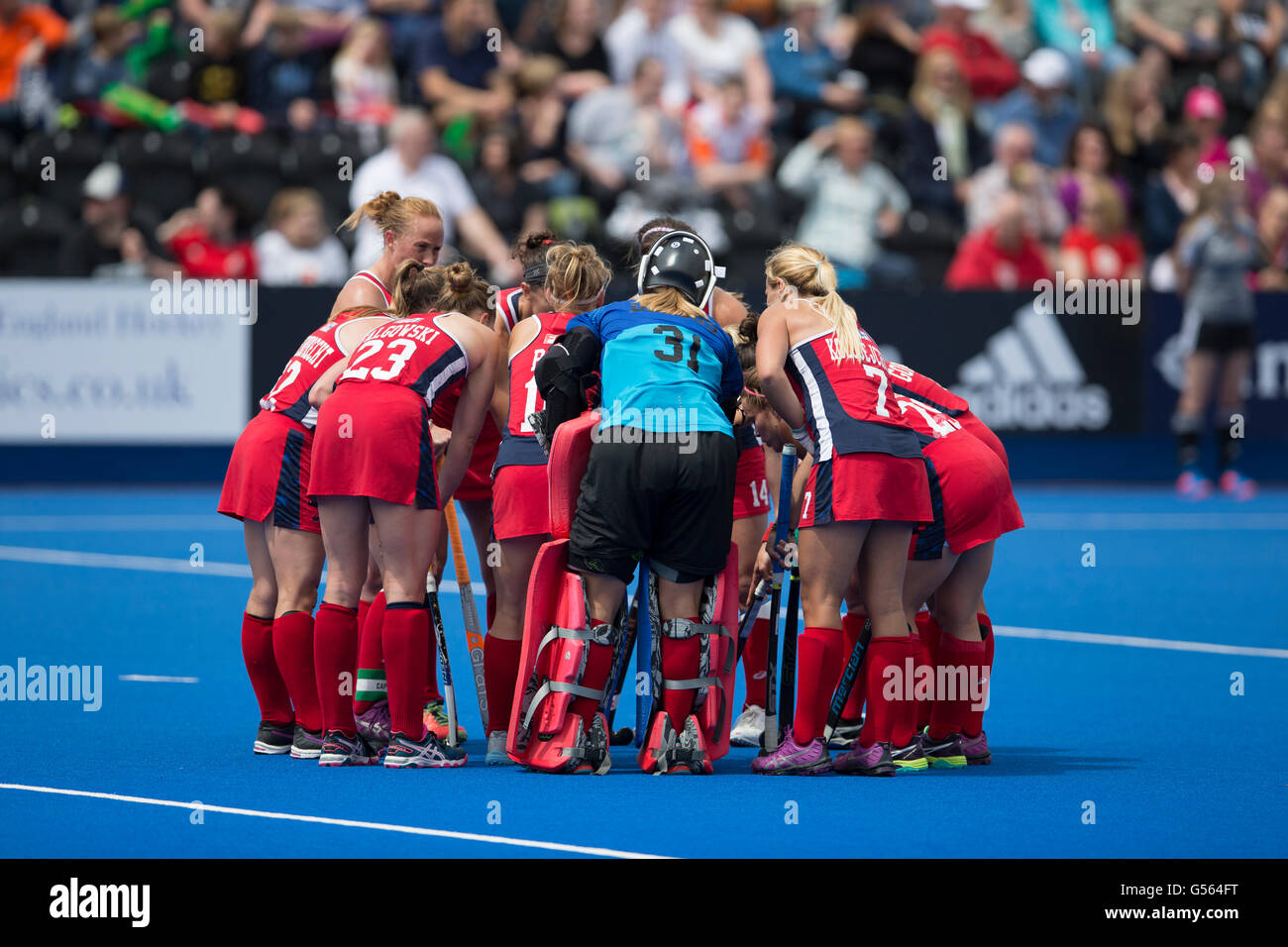 Investec Womens Hockey Champions Trophy 2016, Queen Elizabeth Olympic Park, June 2016. USA team huddle. Stock Photo