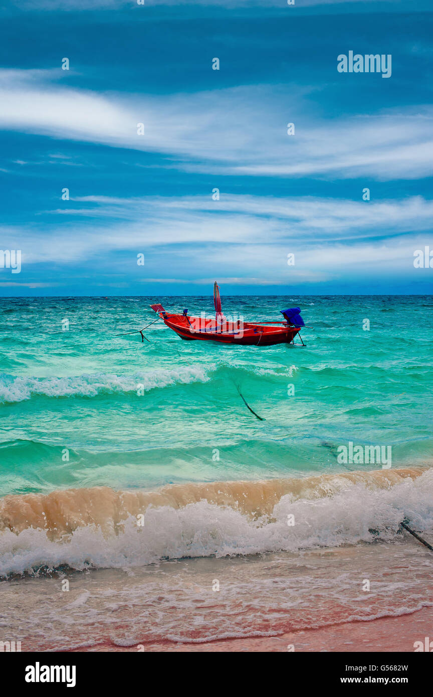 Fishing Boat Storm Waves Hi res Stock Photography And Images Alamy fishing-boat-storm-waves-hi-res-stock-photography-and-images-alamy