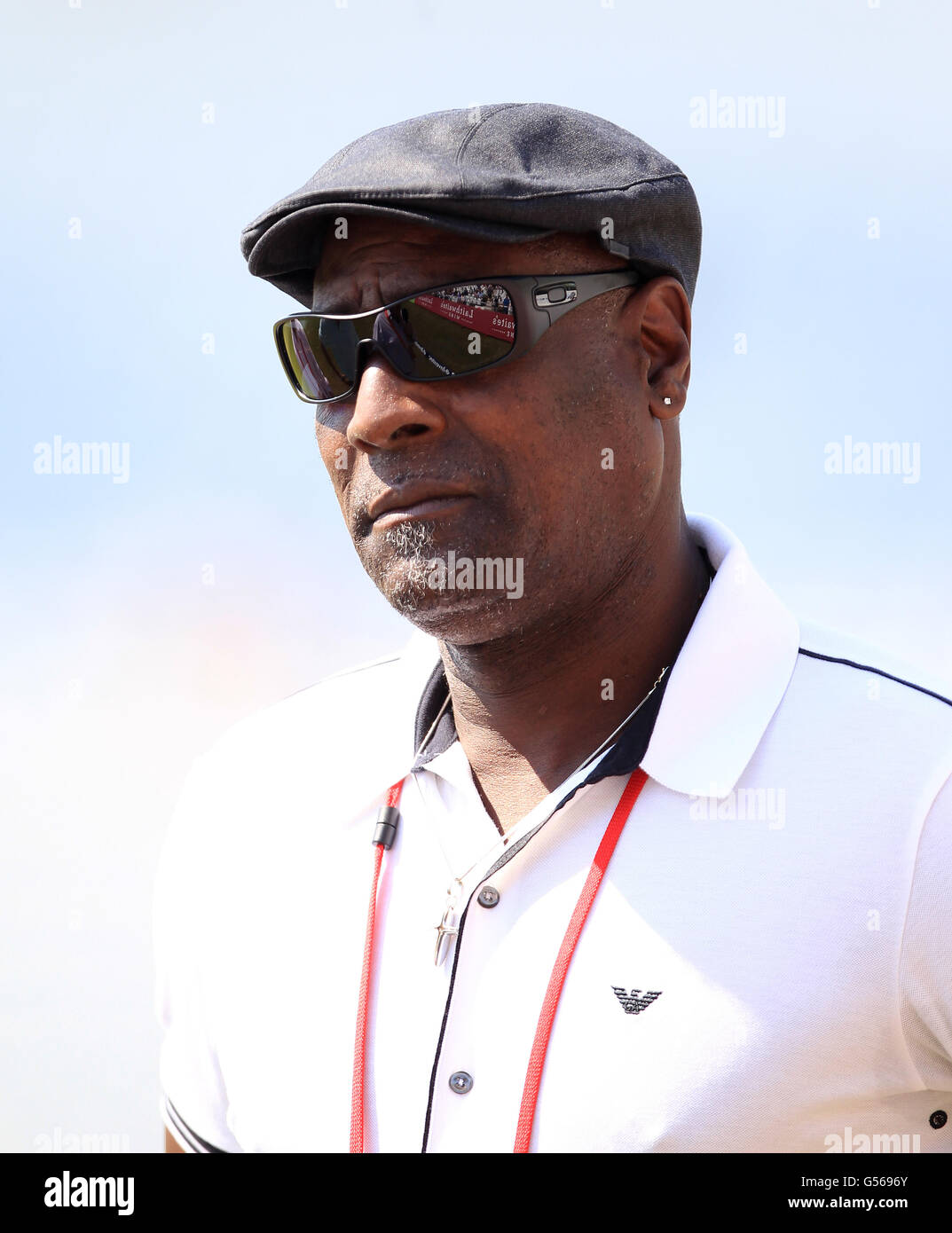 Viv richards hires stock photography and images Alamy