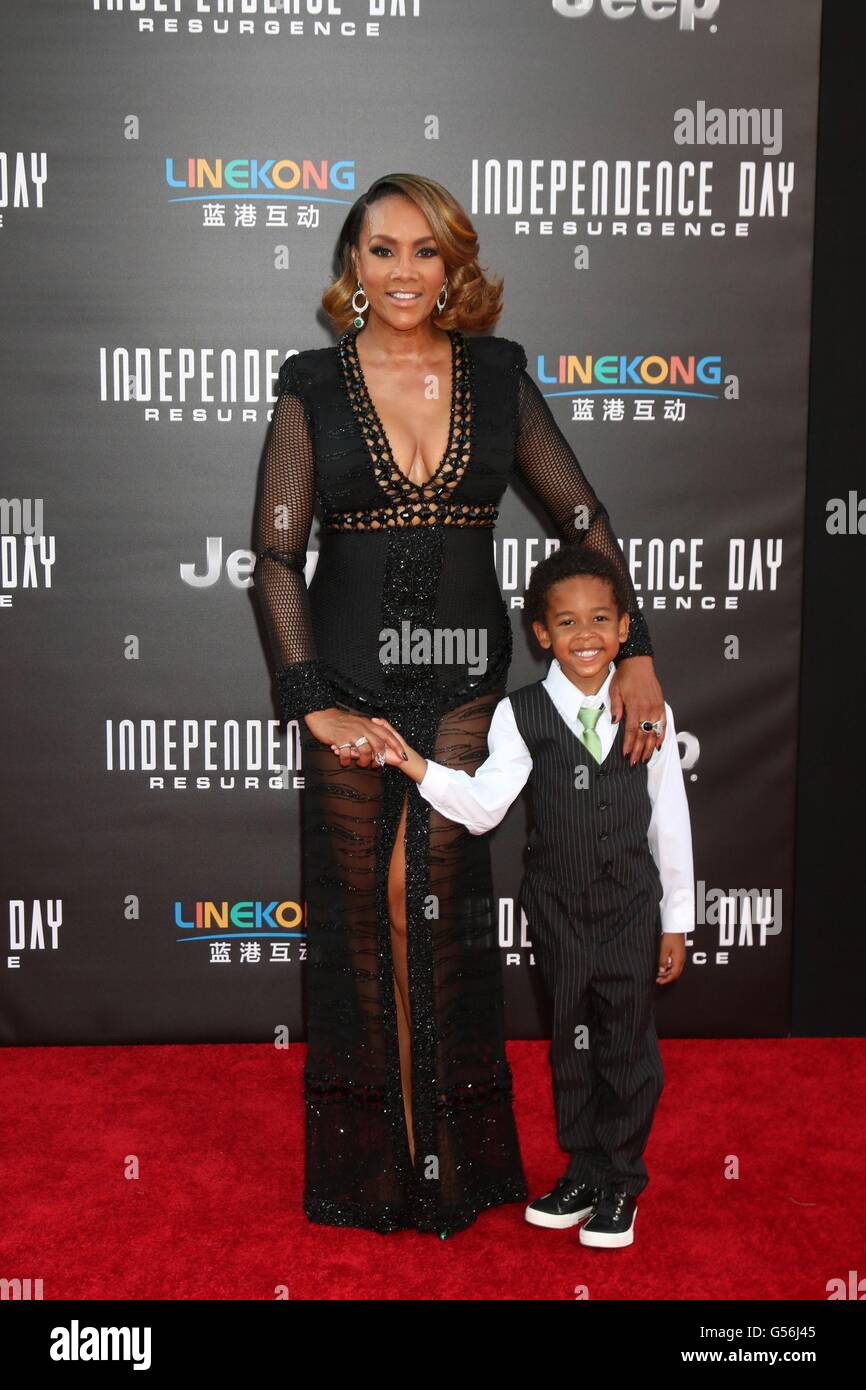 Vivica fox independence day hi res stock photography and images Alamy