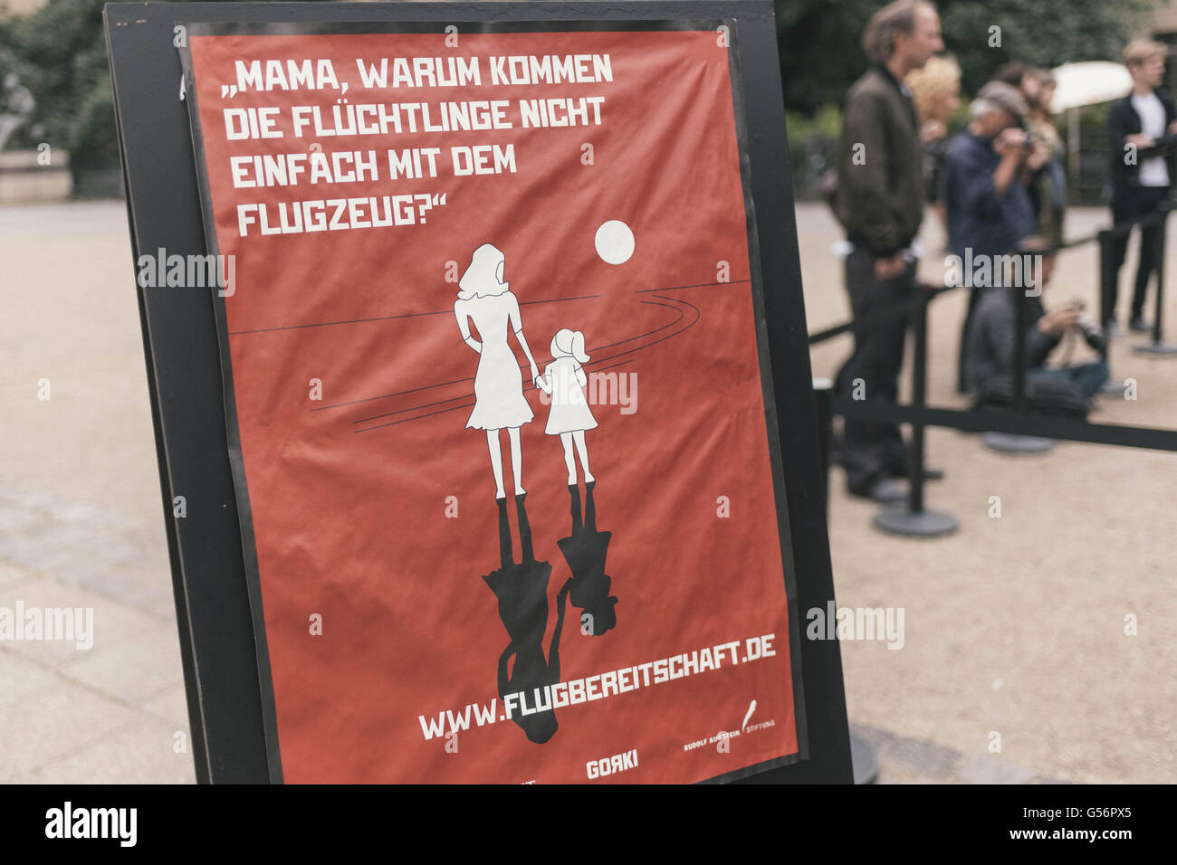 Berlin, Berlin, Germany. 21st June, 2016. The political art group 'Center for Political Beauty' (Zentrum fÃ¼r Politische SchÃ¶nheit, ZPS) sets up Roman-style arena for refugees to be devoured by tigers in outside the Maxim Gorki theater in Berlin. © Jan Scheunert/ZUMA Wire/Alamy Live News Stock Photo