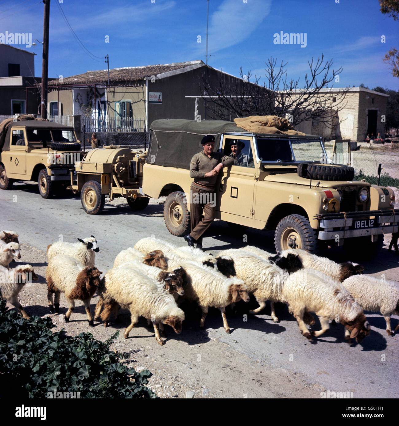 British army convoy from hi-res stock photography and images - Alamy