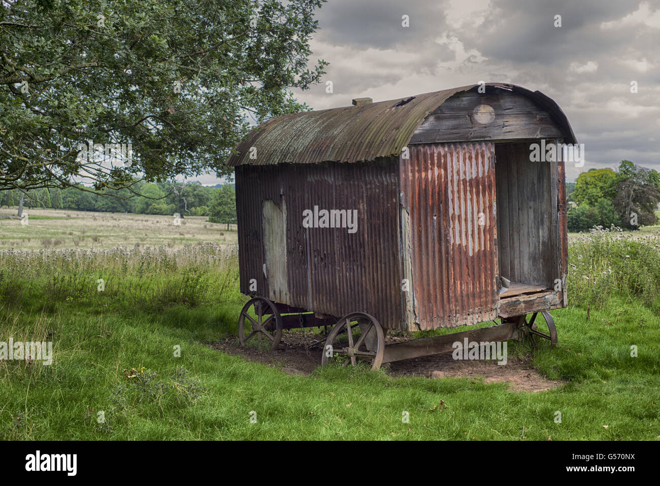 Shepherd's hut with rusty corrugated iron, Hanbury, Droitwich Spa, Worcestershire, England, September Stock Photo