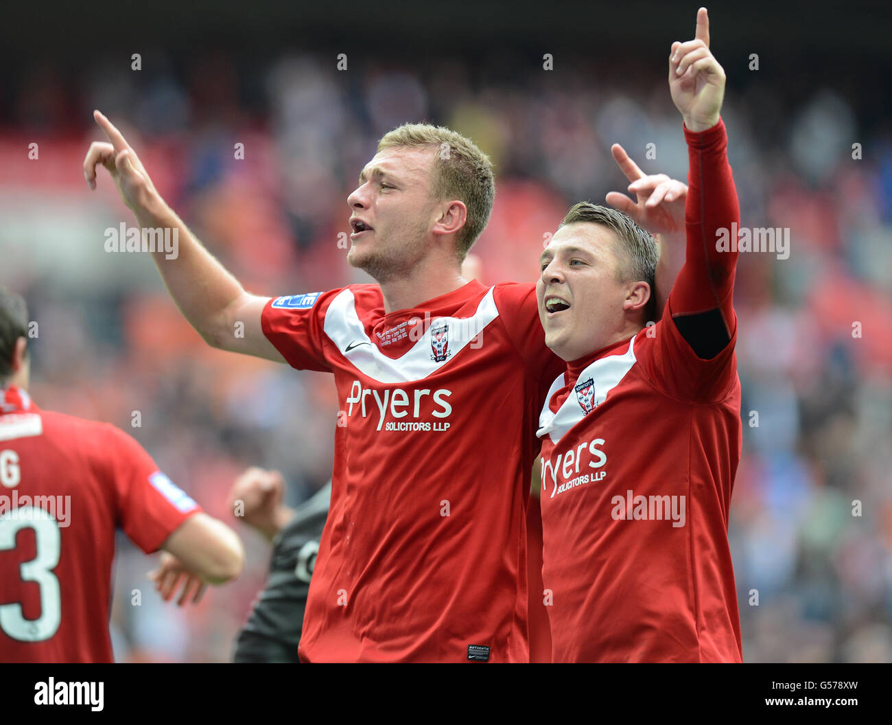 york-v-luton-hi-res-stock-photography-and-images-alamy