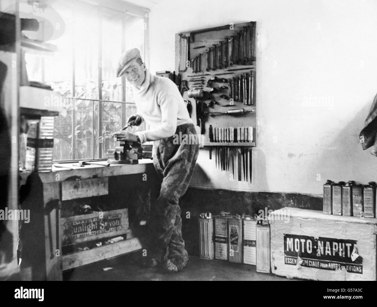 Maurice chevalier hires stock photography and images Alamy