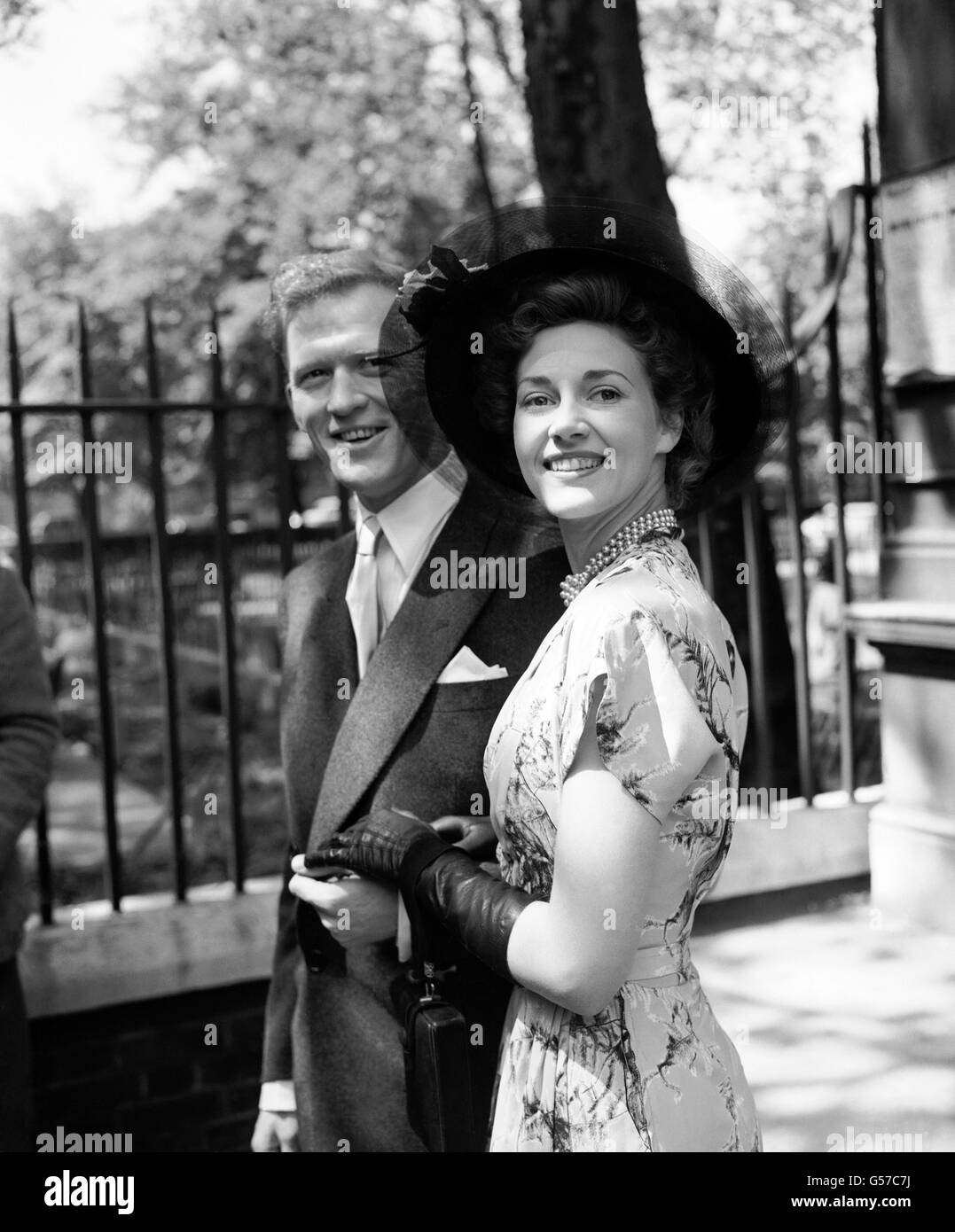 Social Events Rona Anderson And Gordon Jackson Wedding Chelsea London Stock Photo Alamy