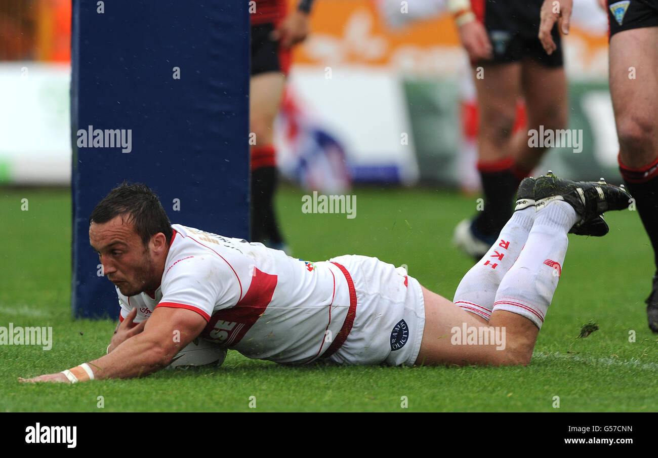 Hull Kingston Rovers Josh Hodgson Scores His Sides First Try Of The Game Against The Warrington Wolves Stock Photo Alamy