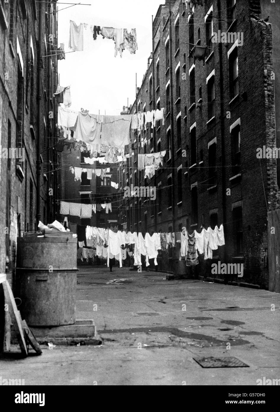 London Scenes - Southwark - 1965 Stock Photo