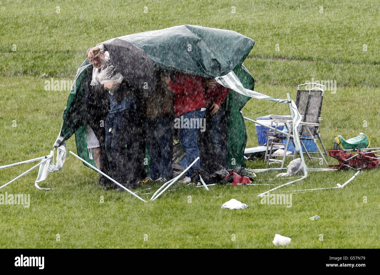 Tent blowing away hi-res stock photography and images - Alamy