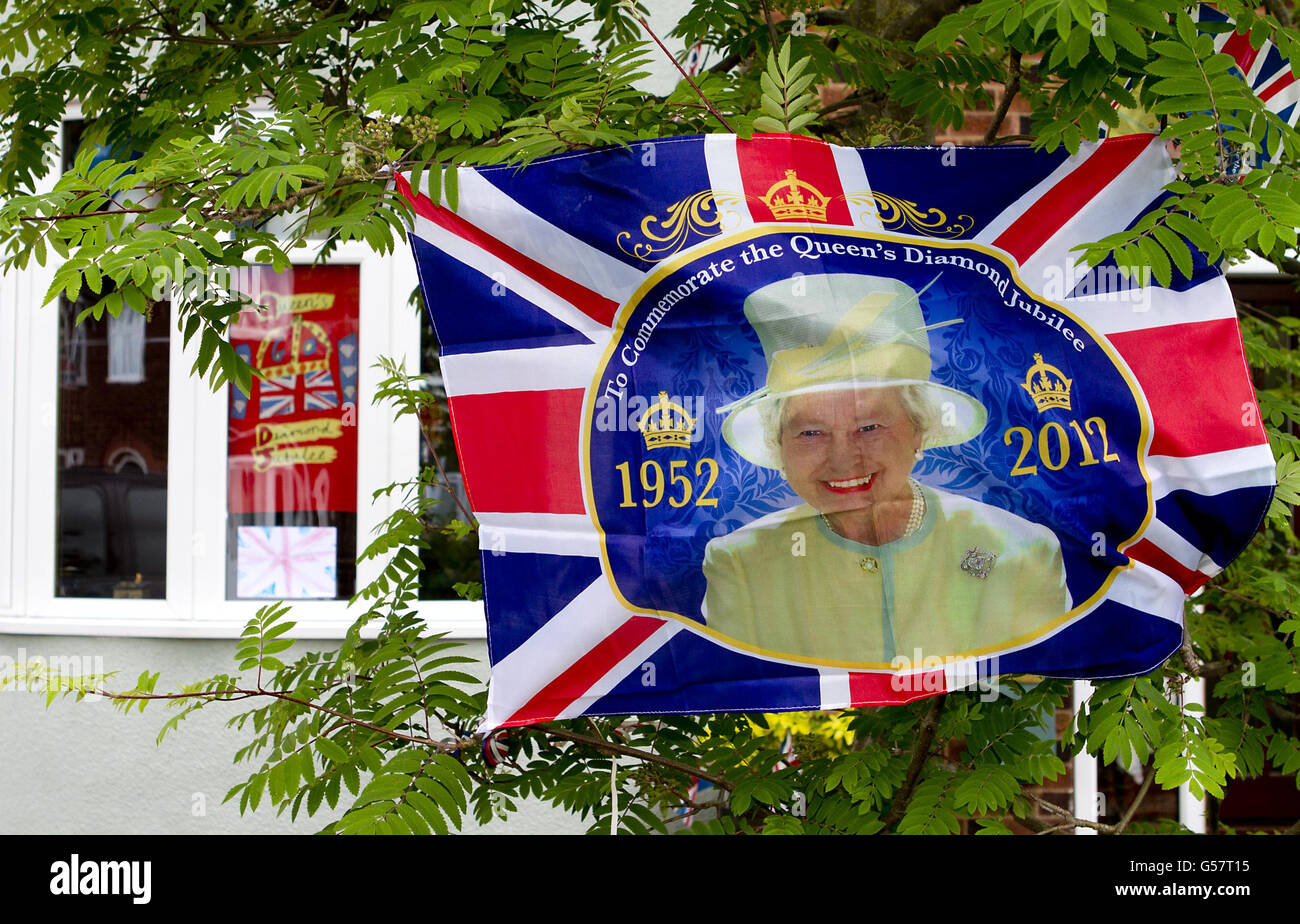 Local residents of Cambridge Road, West Bridgford decorate their front