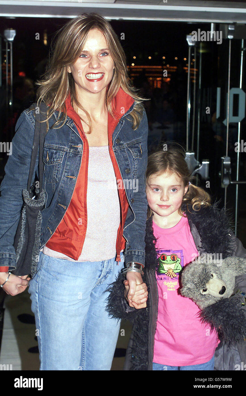 Linda barker changing rooms hires stock photography and images Alamy