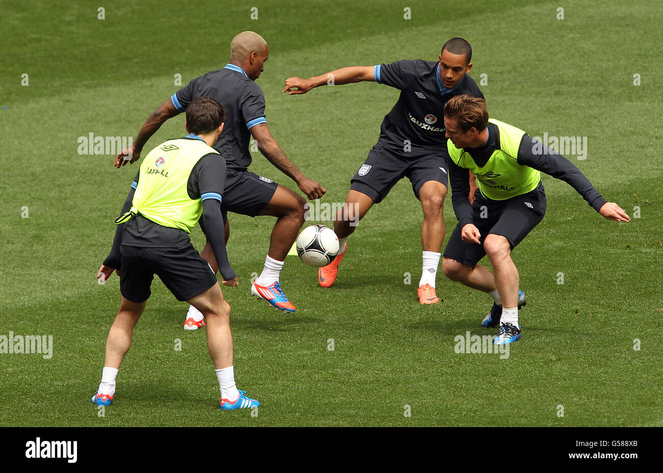 England's (left to right) Leighton Baines, Jermain Defoe, Theo Walcott