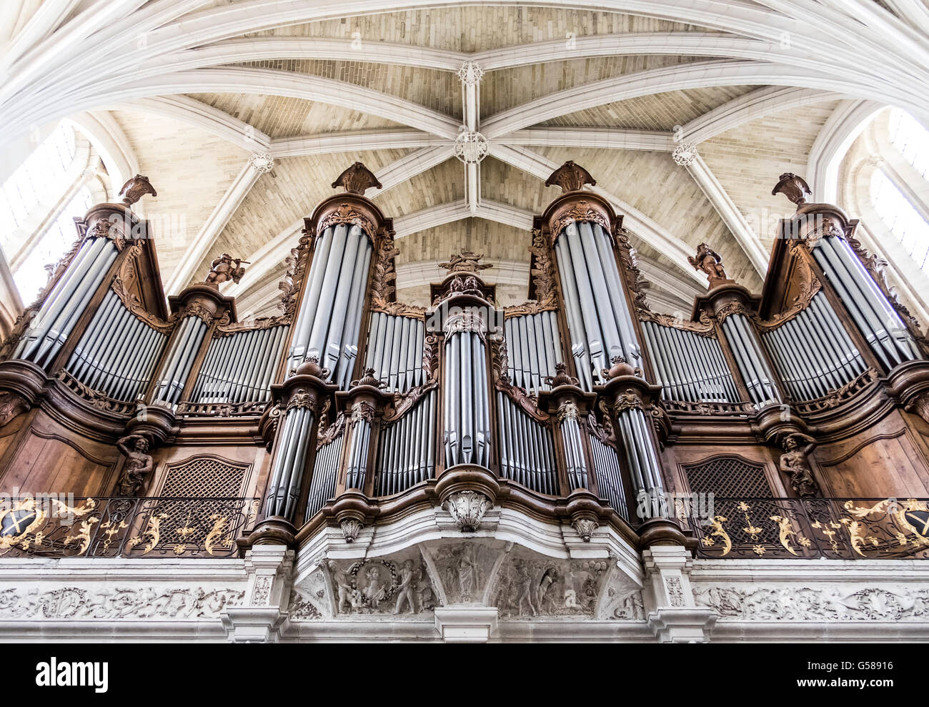 BORDEAUX, FRANCE - 17 JULY 2015 - The magnificent  beautifully detailed pipe organ inside the Gothic style Bordeaux Cathedral (C Stock Photo