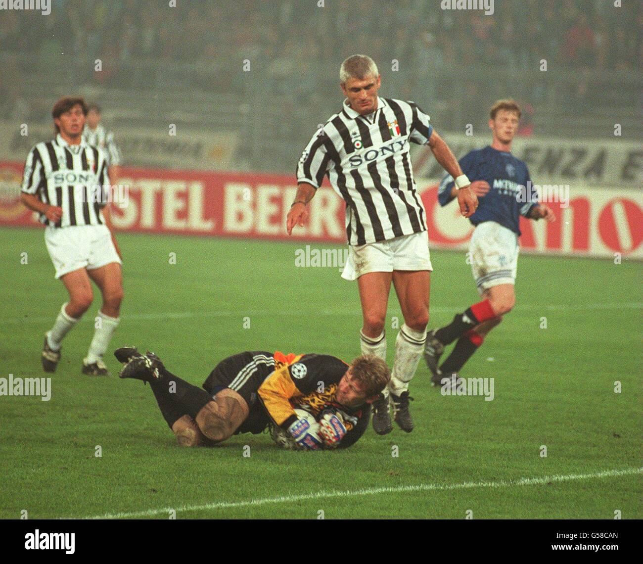 Juventus , Fabrizio Ravanelli poster