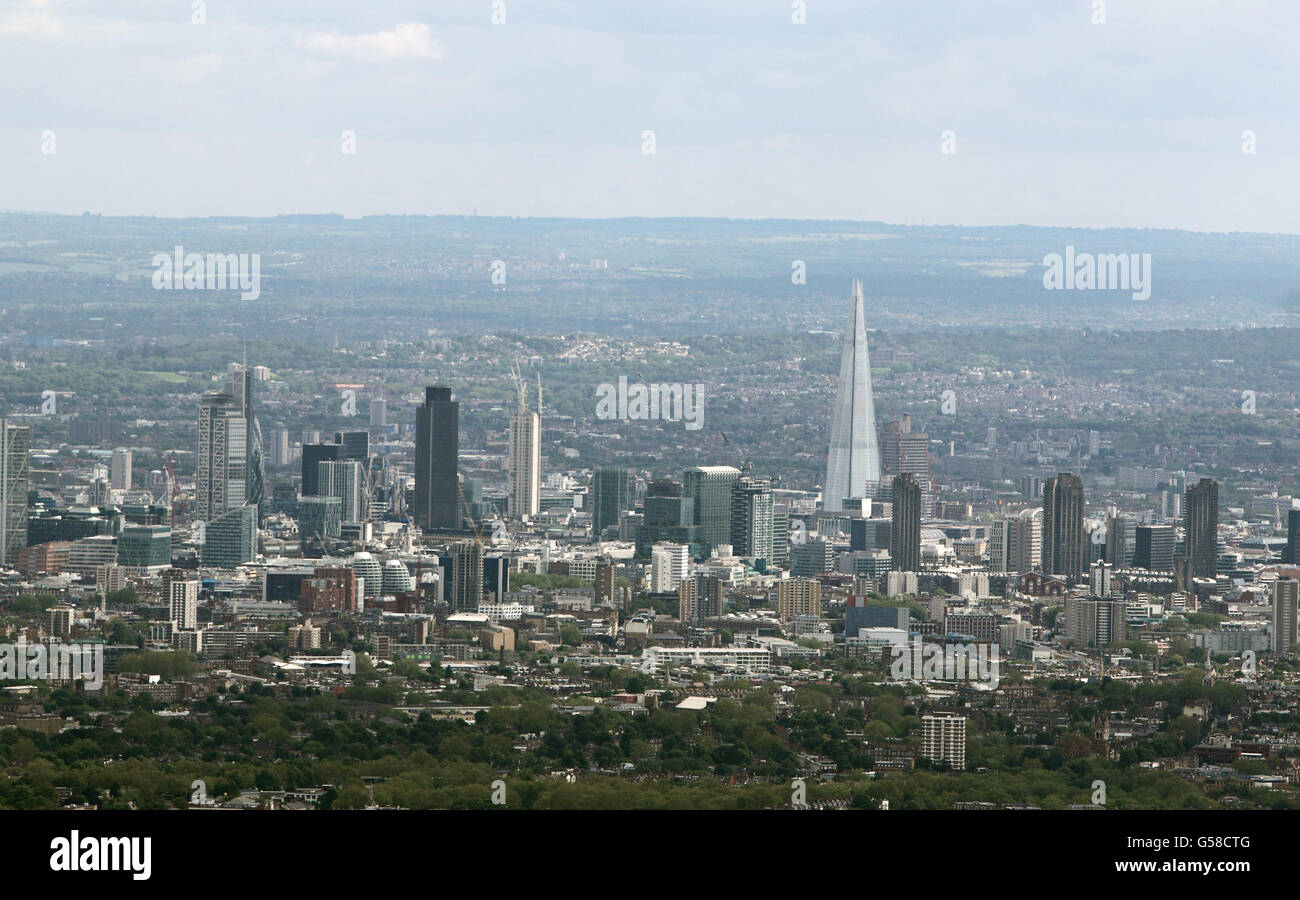 Aerial view of central london hi-res stock photography and images - Alamy