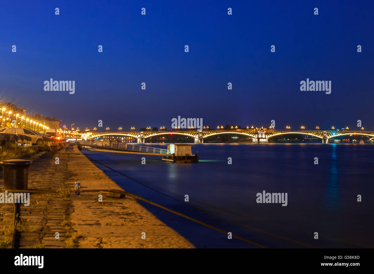 Sunset on margaret bridge hi-res stock photography and images - Alamy